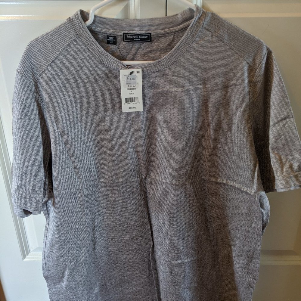 Sak's Fifth Avenue Modern SS tee Light Gray